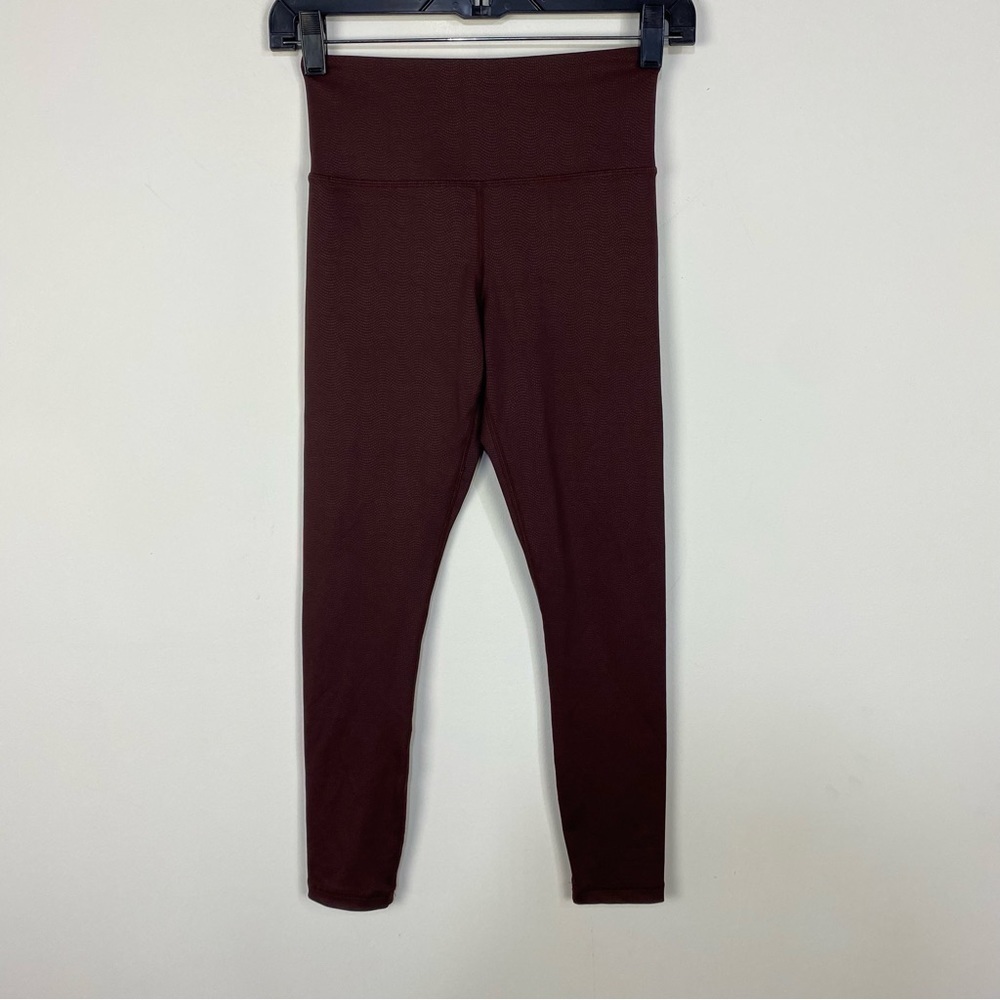 Zyia burgundy subtle dot print 7/8 athletic leggings workout gym